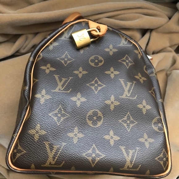 SOLD β locally *Louis Vuitton Monogram Speedy 30 - Picture 3 of 8